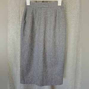 Michelle Stuart Vintage Grey Wool Pencil Skirt Size 8 Knee-length Button Back